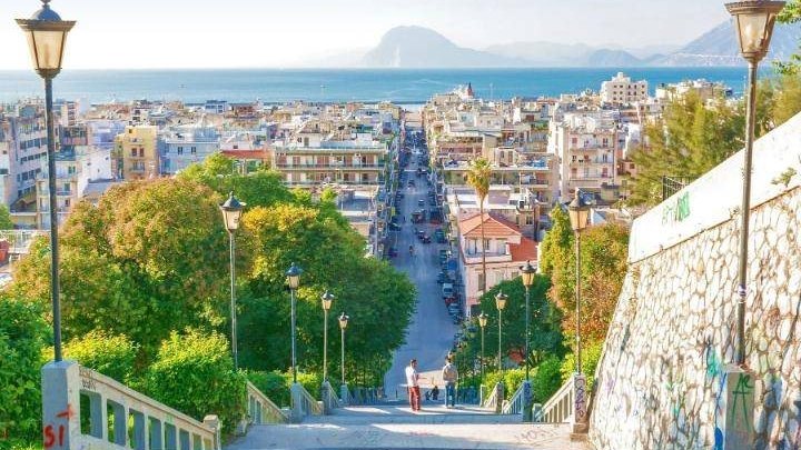 Η Πάτρα από το Κάστρο